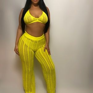 Yellow crochet set
